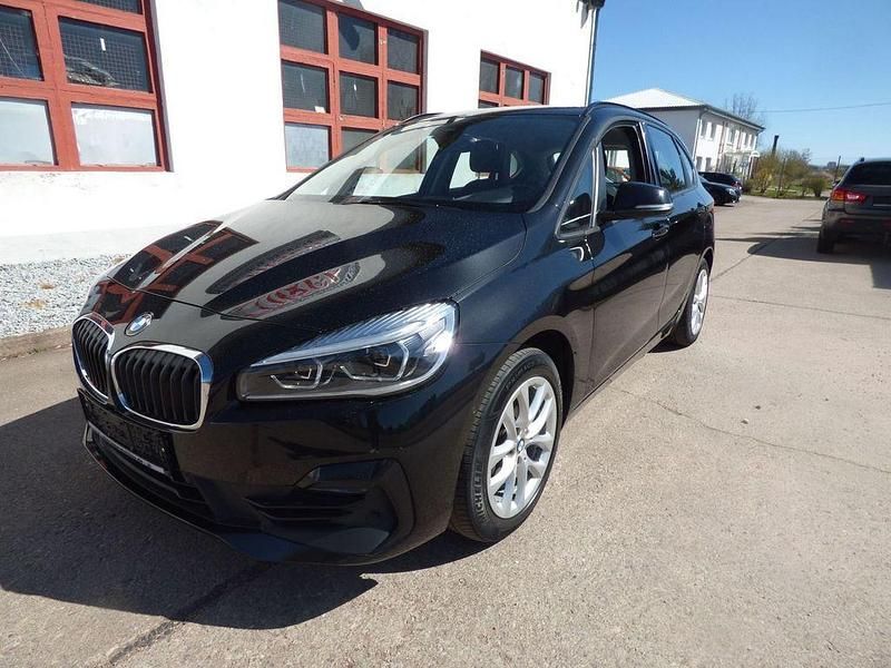 Gebraucht BMW 218 Advantage 140 PS (102 kW) 2018 Schwarz Kombi