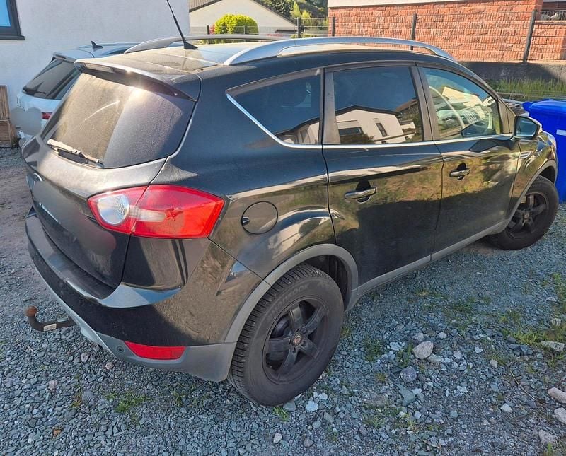 Gebraucht Ford Kuga 163 PS (119 kW) 2010 Schwarz SUV