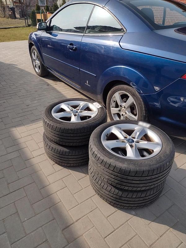 Gebraucht Ford Focus Cabriolet 101 PS (74 kW) 2009 Blau Cabrio