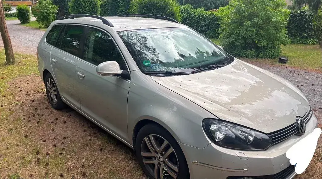 Gebraucht VW Golf VI Comfortline 122 PS (89 kW) 2010 Beige Kombi