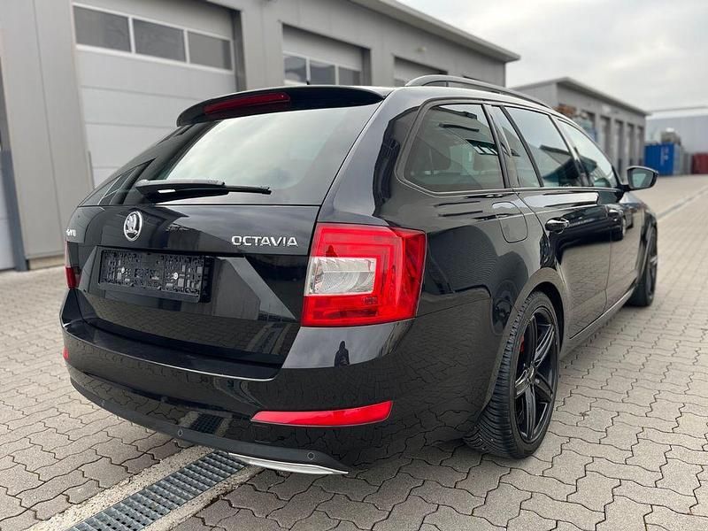 Gebraucht Skoda Octavia Style 150 PS (110 kW) 2017 Schwarz Kombi