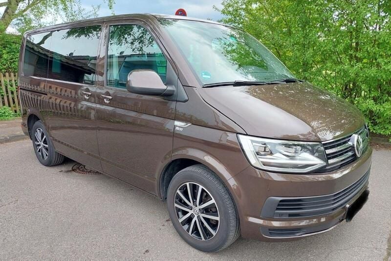 Braun Gebraucht 2018 VW T6 Comfortline Van | 36.800 € (Teuer) - Bild 1/4