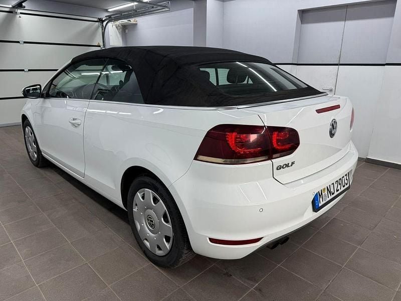 Gebraucht VW Golf 160 PS (117 kW) 2011 Pure white Cabrio