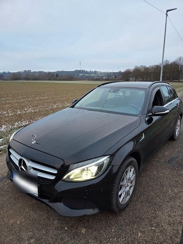 Schwarz Gebraucht 2014 Mercedes C200 Kombi | 9.700 € (Etwas zu teuer) - Bild 1/4