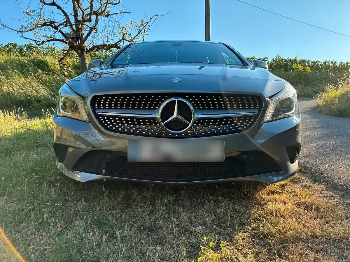 Gebraucht Mercedes CLA180 AMG line 122 PS (89 kW) 2015 Grau Coupé