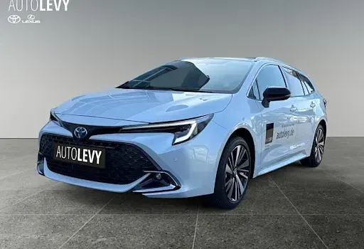 Używany Toyota Corolla 196 KM (144 kW) 2026 Biały Kombi