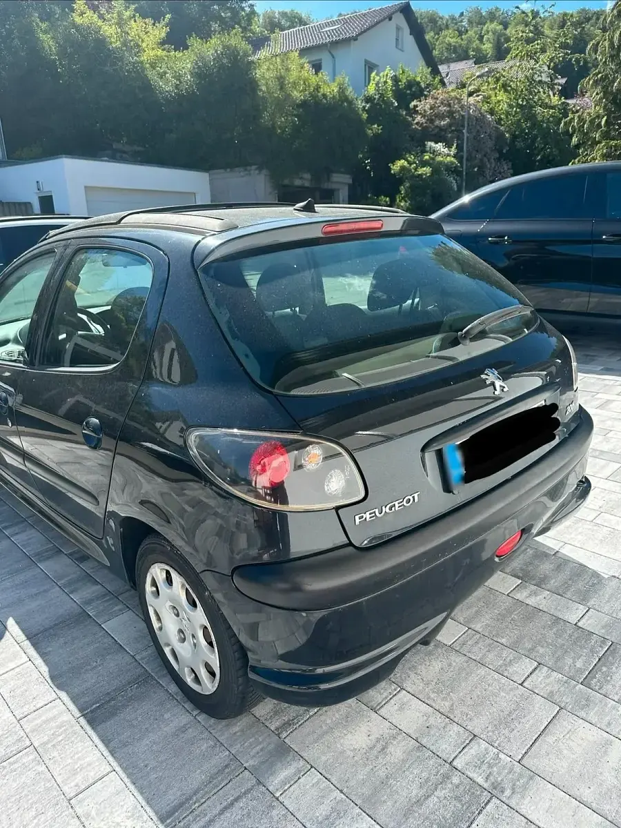 Gebraucht Peugeot 206 75 PS (55 kW) 2005 Schwarz Kleinwagen