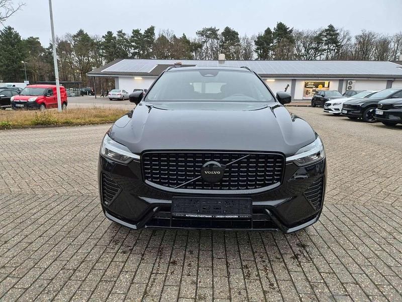 Gebraucht Volvo XC60 Plus 250 PS (183 kW) 2024 Schwarz SUV