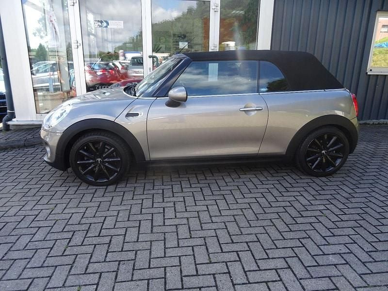 Gebraucht Mini One Cabriolet 102 PS (75 kW) 2016 Silber Cabrio