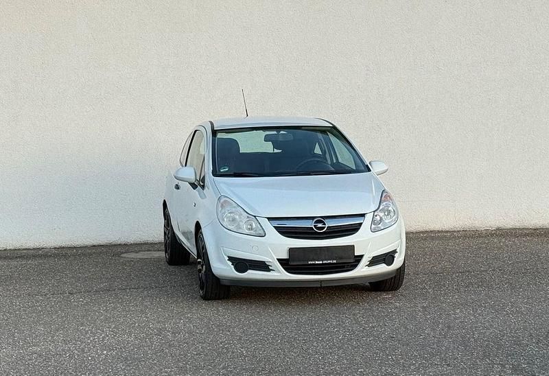 Weiß Gebraucht 2009 Opel Corsa Selection Kleinwagen | 2.299 € (Fairer Preis) - Bild 1/4