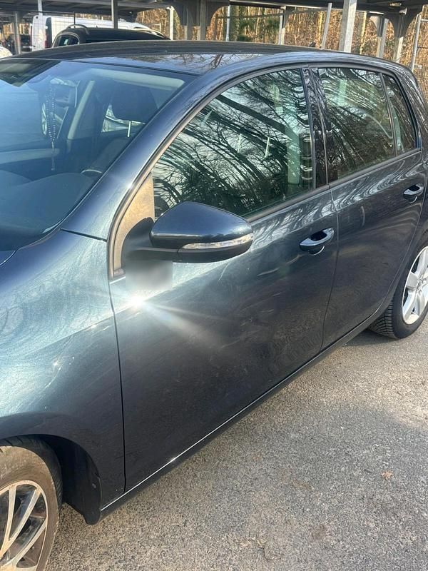 Gebraucht VW Golf VI 122 PS (89 kW) 2010 Grau Kleinwagen