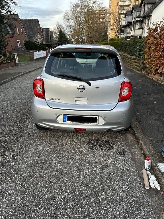 Gebraucht Nissan Micra 80 PS (58 kW) 2015 Silber Limousine