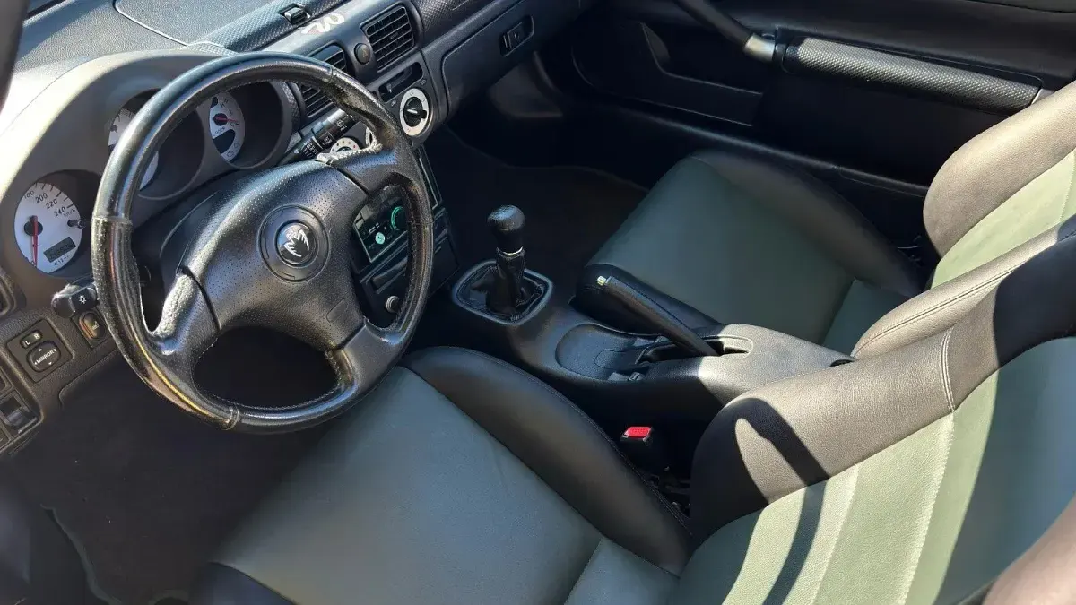 Gebraucht Toyota MR2 140 PS (102 kW) 2002 Grün Cabrio