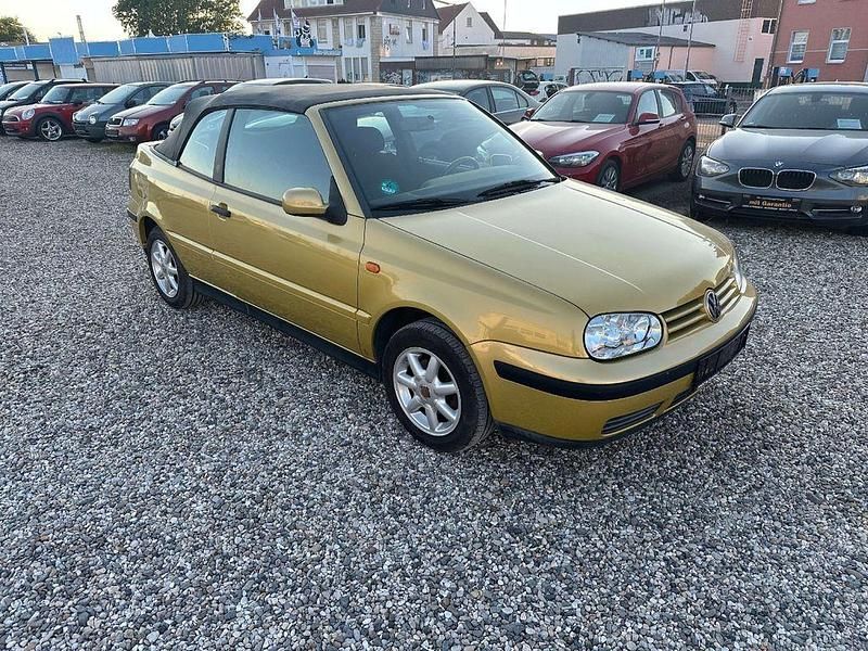 Gebraucht VW Golf Cabriolet Trendline 90 PS (66 kW) 1998 Gelb Cabrio