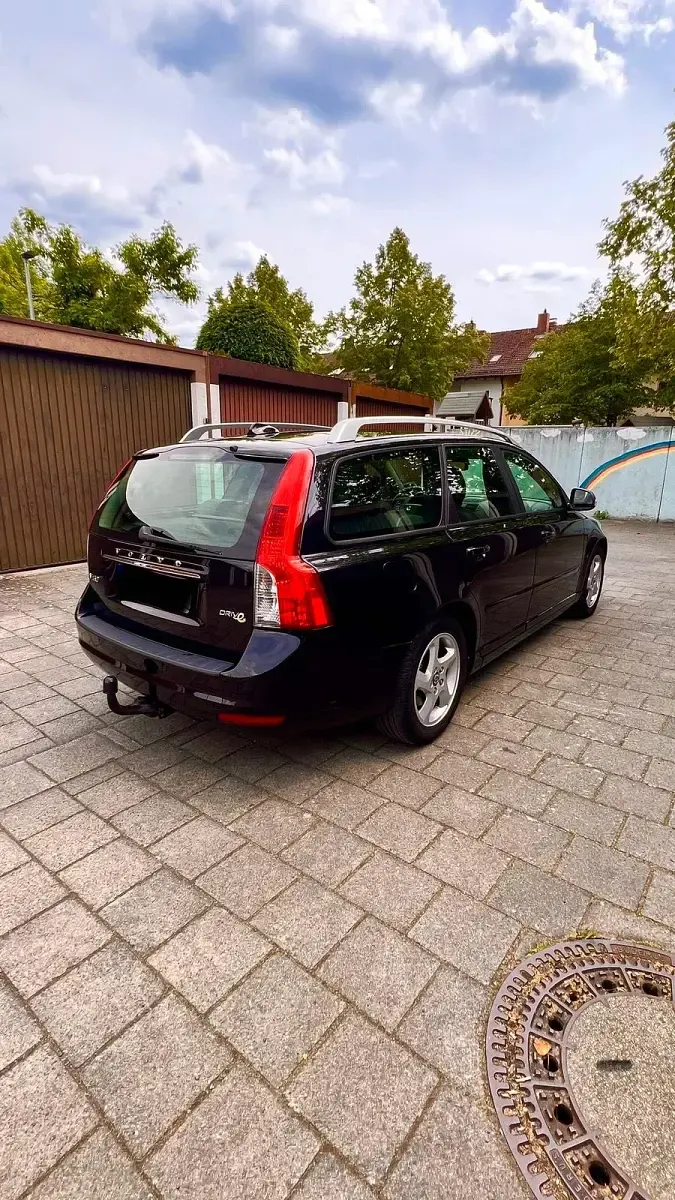 Gebraucht Volvo V50 115 PS (84 kW) 2012 Schwarz Kombi