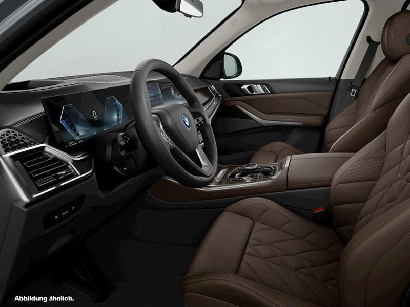 Second-hand BMW X5 489 CP (359 kW) 2025 Gri SUV