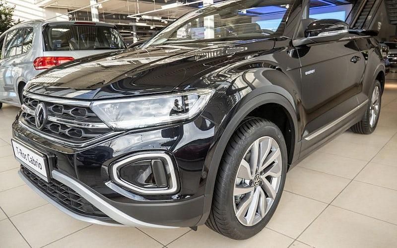 Schwarz Neu 2025 VW T-Roc Style SUV | 47.874 € - Bild 1/4