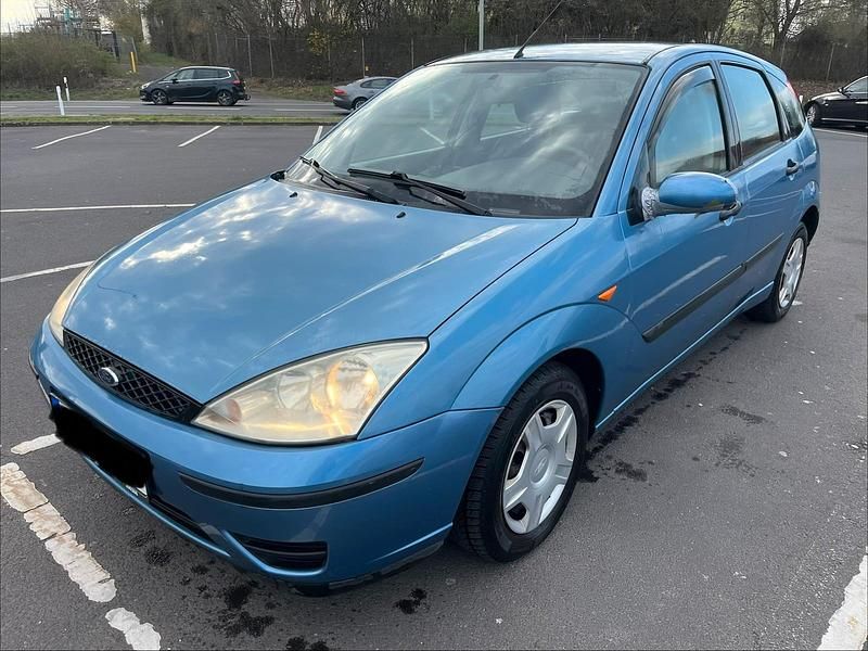 Gebraucht Ford Focus 101 PS (74 kW) 2003 Blau Limousine