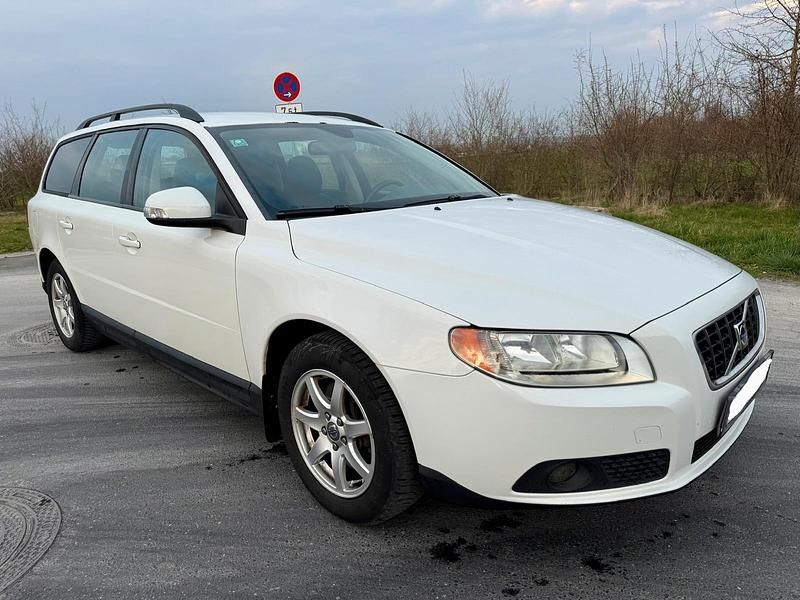 Gebraucht Volvo V70 185 PS (136 kW) 2007 Weiß Kombi