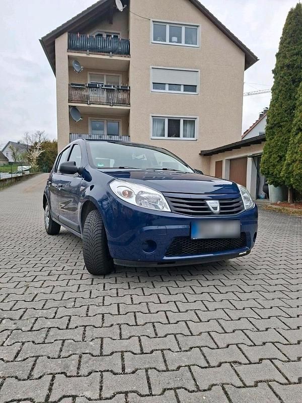 Gebraucht Dacia Sandero 84 PS (61 kW) 2009 Blau Kleinwagen