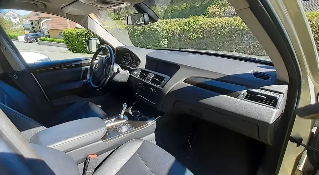 Gebraucht BMW X3 258 PS (189 kW) 2011 Silber SUV