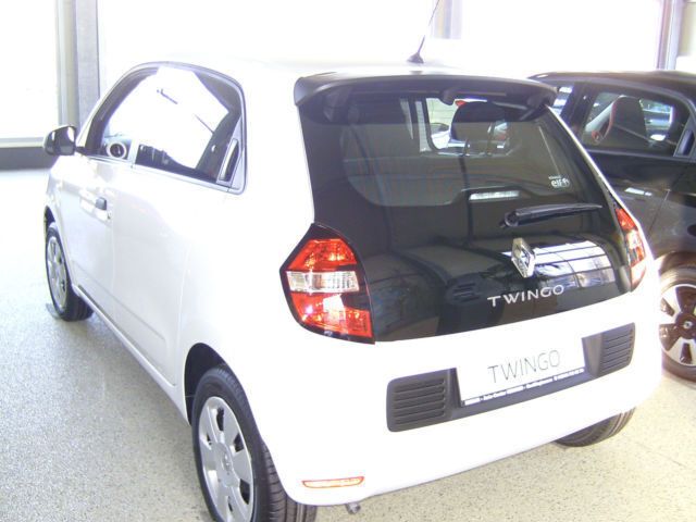 Gebraucht Renault Twingo Life 69 PS (50 kW) 2017 Weiß Kleinwagen