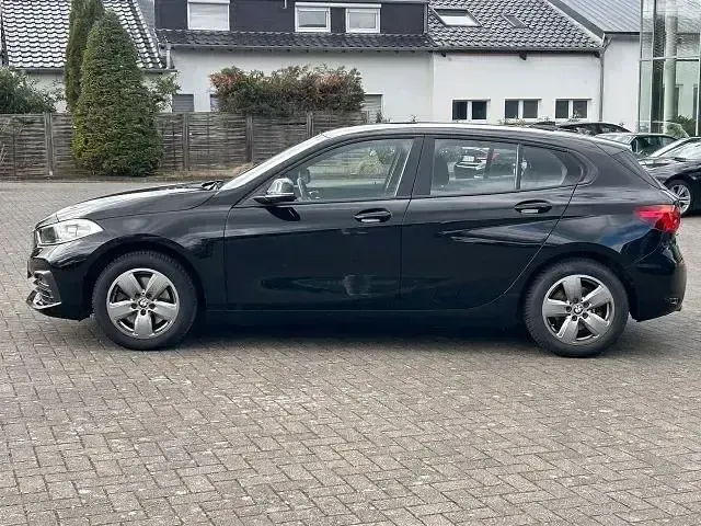 Gebraucht BMW 116 Advantage 109 PS (80 kW) 2021 Schwarz ii Kleinwagen