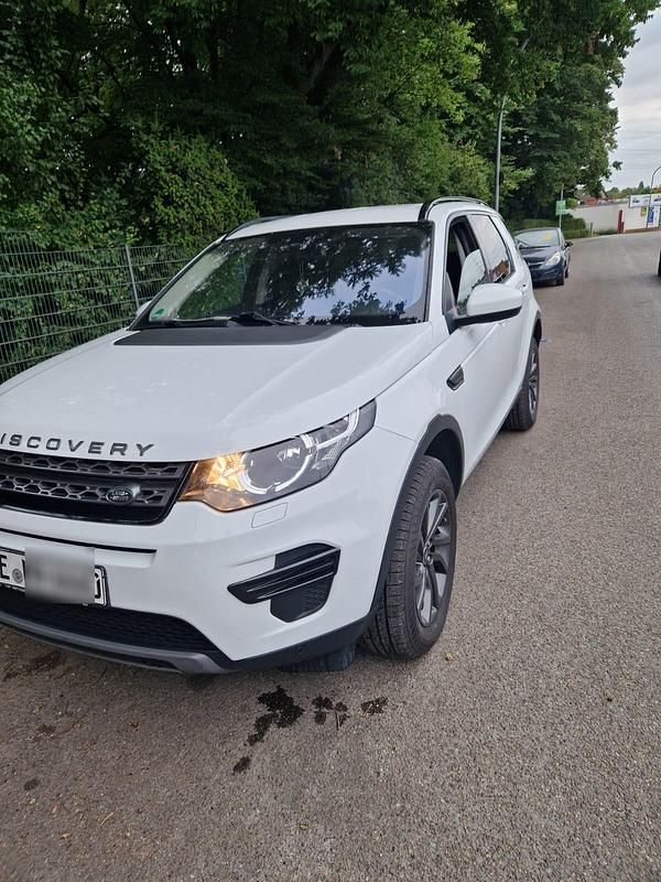 Weiß Gebraucht 2016 Land Rover Discovery Sport SUV | 14.000 € (Fairer Preis) - Bild 1/4