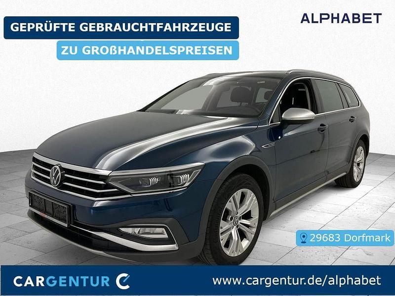Aquamarinblau Gebraucht 2023 VW Passat Alltrack Kombi | 22.197 € (Guter Preis) - Bild 1/2