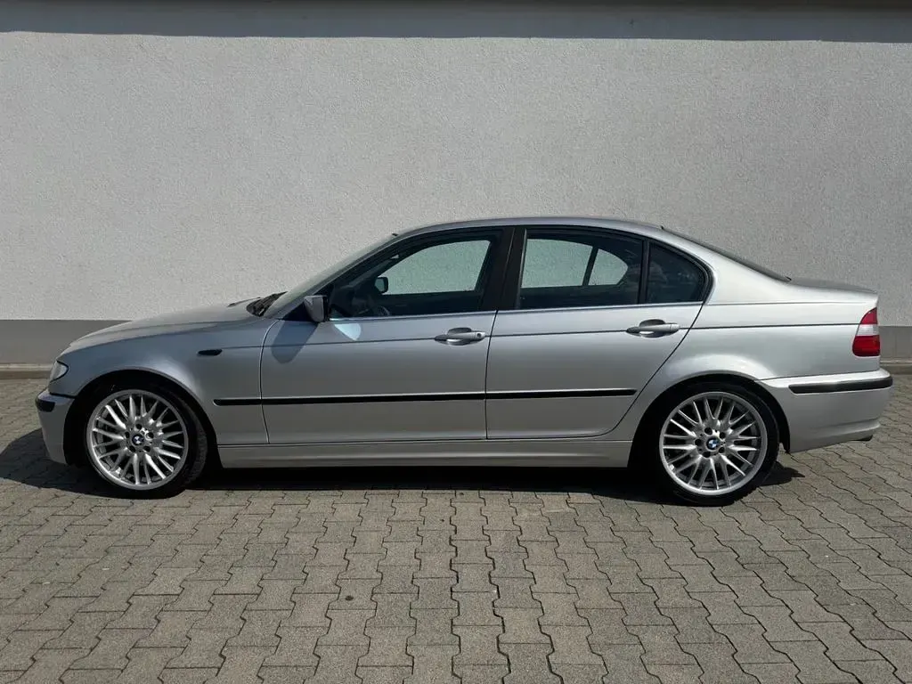 Gebraucht BMW 330 M Sport 231 PS (169 kW) 2002 Silber Limousine
