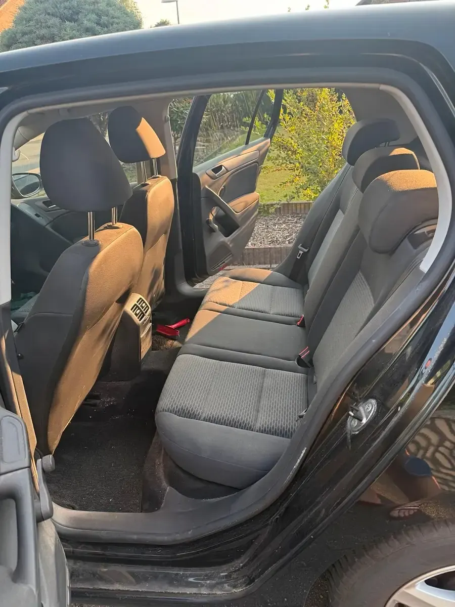 Gebraucht VW Golf VII 90 PS (66 kW) 2012 Schwarz Limousine