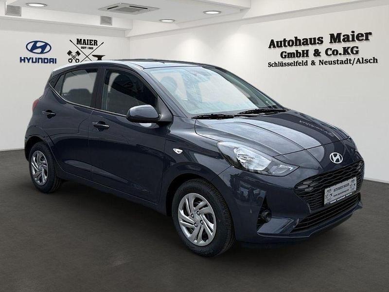 Neu Hyundai i10 Select 63 PS (46 kW) 2025 Grau Kleinwagen