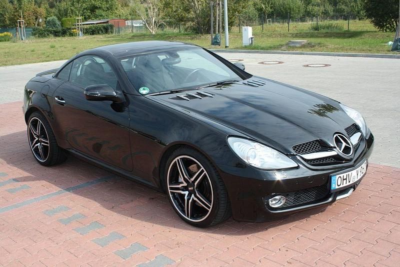 Schwarz Gebraucht 2010 Mercedes SLK350 Sport Edition Cabrio | 21.450 € - Bild 1/4