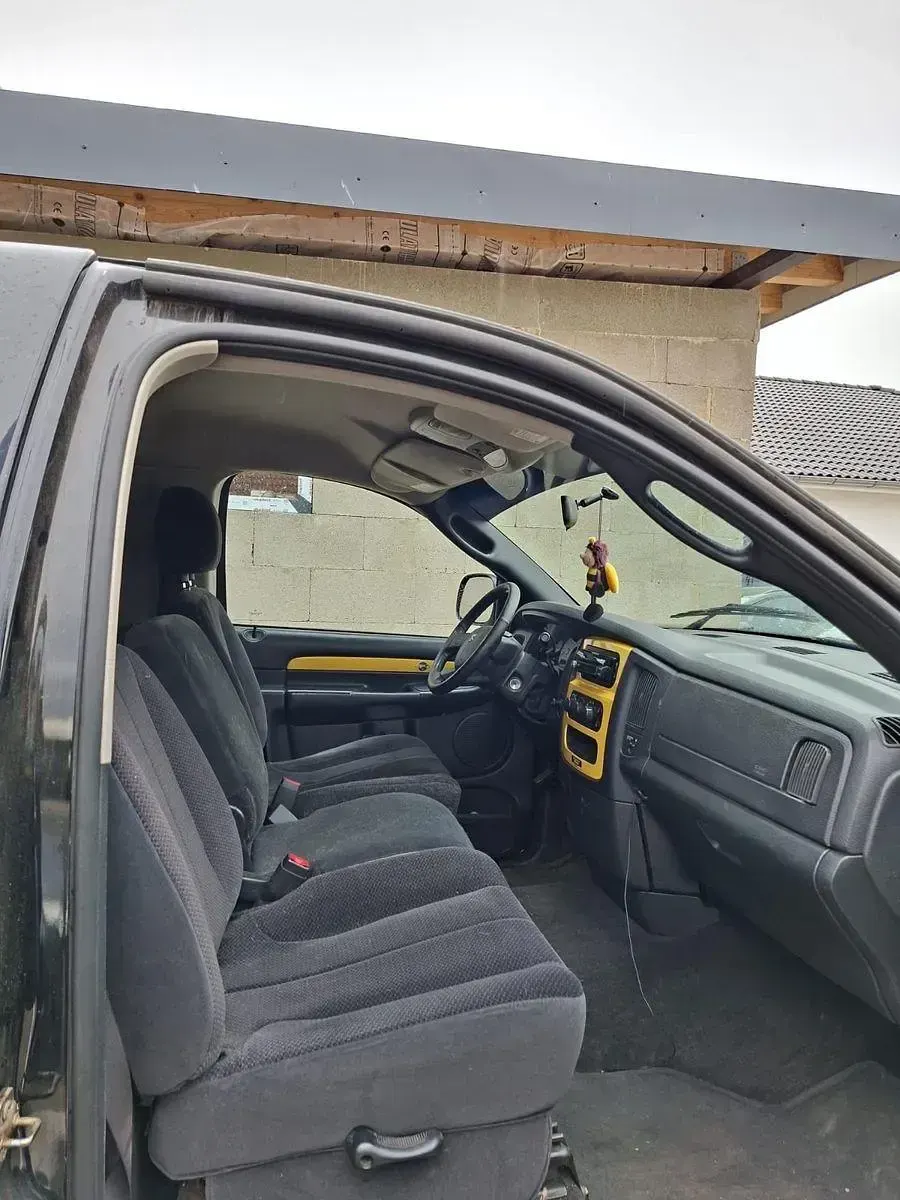Usata Dodge Ram 345 CV (253 kW) 2004 Nero Pick-up