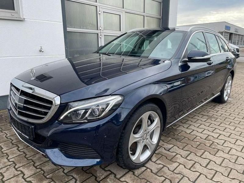 Cavansitblau (metallic) Gebraucht 2015 Mercedes C220 Kombi | 21.600 € (Etwas zu teuer) - Bild 1/4