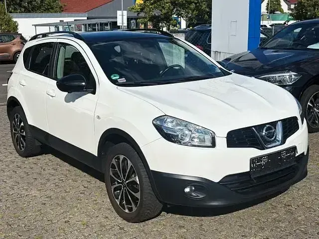 Gebraucht Nissan Qashqai 360º 110 PS (80 kW) 2013 Weiss SUV