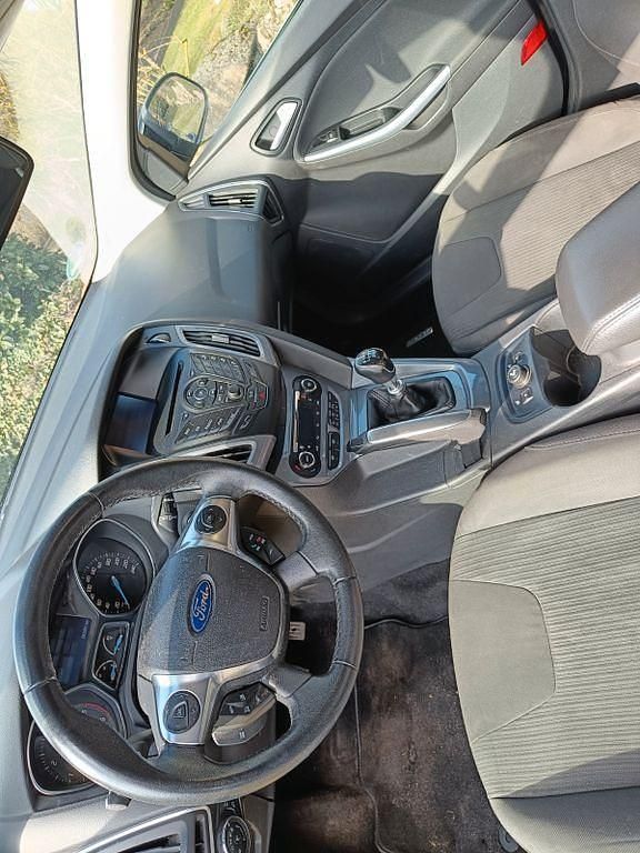 Gebraucht Ford Focus Titanium 116 PS (85 kW) 2011 Silber Limousine