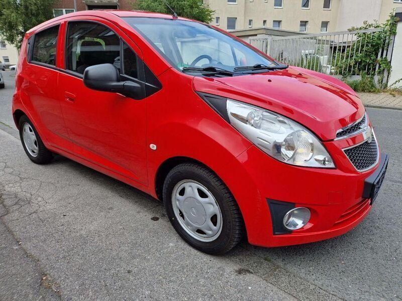 Gebraucht Chevrolet Spark 68 PS (50 kW) 2012 Sportrot Kleinwagen