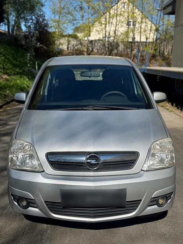 Gebraucht Opel Meriva 105 PS (77 kW) 2008 Silber Van / Kleinbus