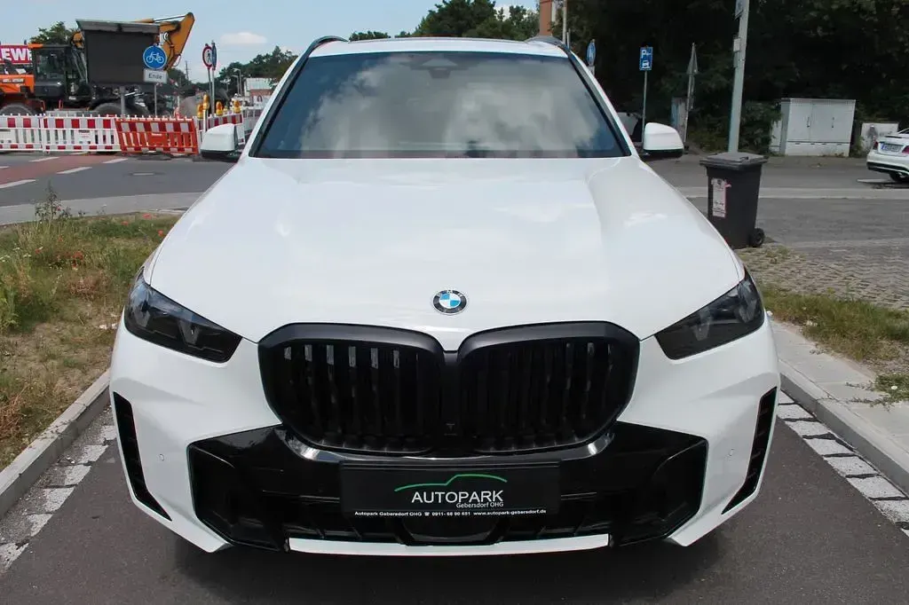 Gebraucht BMW X5 M Sport 286 PS (210 kW) 2024 Weiß SUV