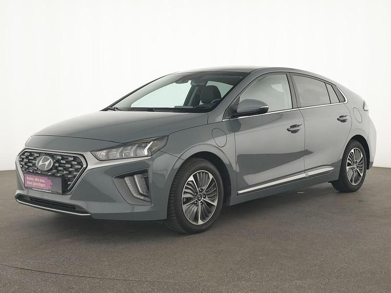 Grau Gebraucht 2022 Hyundai Ioniq Style Limousine | 17.989 € (Guter Preis) - Bild 1/4