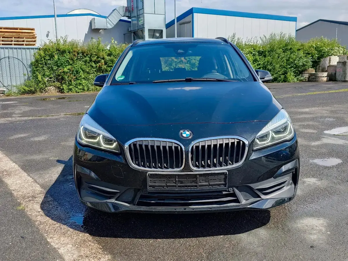 Gebraucht BMW 218 Advantage 150 PS (110 kW) 2020 Schwarz Kombi