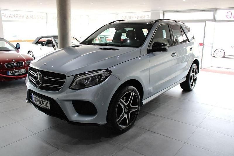 Diamantsilber Gebraucht 2018 Mercedes GLE350 Sport SUV | 27.990 € (Superpreis) - Bild 1/4