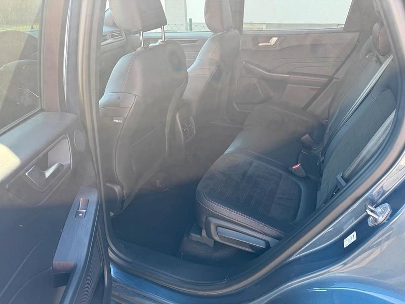 Gebraucht Ford Kuga ST-Line X 190 PS (139 kW) 2022 Blau SUV