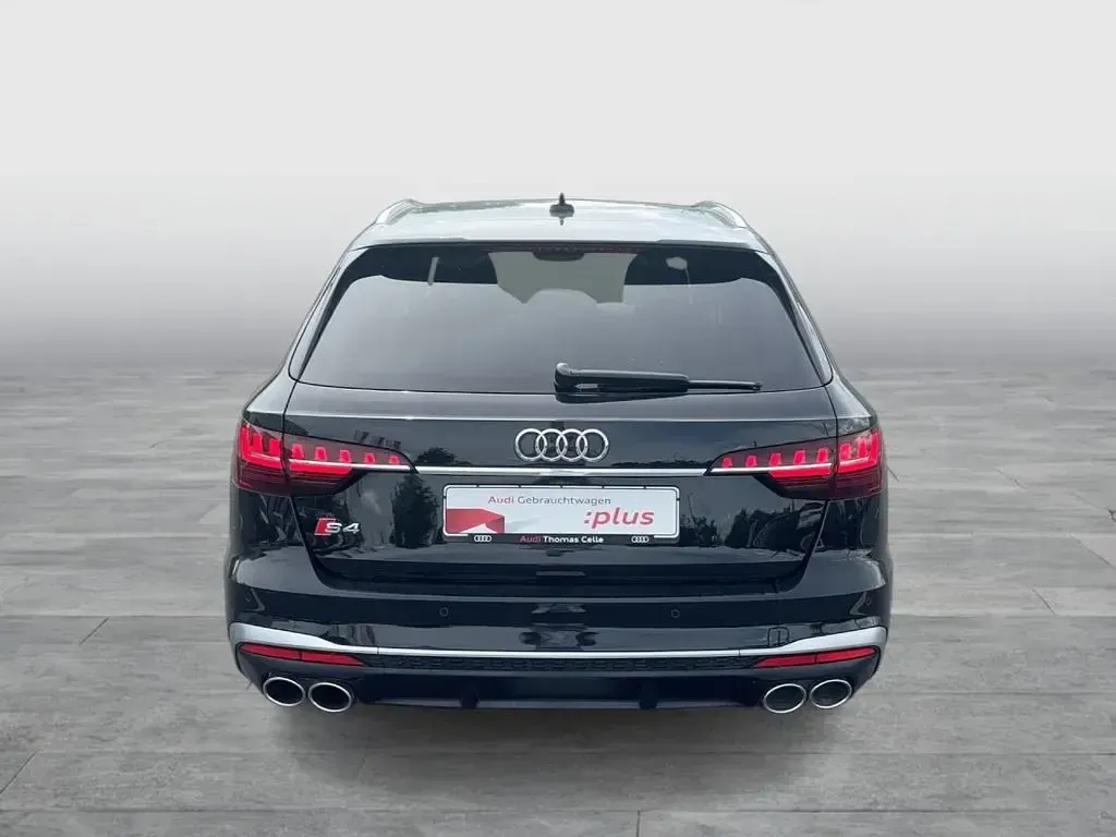 Gebraucht Audi S4 Ambiente 341 PS (250 kW) 2022 Mythosschwarz metallic Kombi