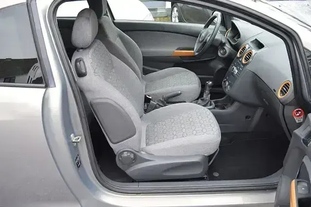 Gebraucht Opel Corsa Elegance 87 PS (63 kW) 2012 Other Kleinwagen