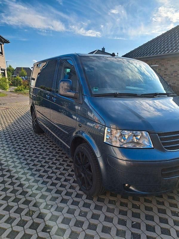 Usado VW Multivan 174 HP (127 kW) 2005 Cinzento Monovolume