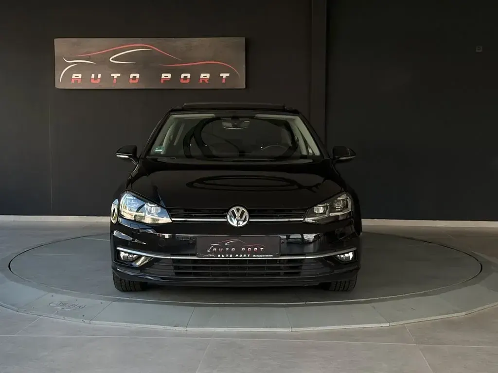 Second-hand VW Golf VII Join 150 CP (110 kW) 2018 Negru Berlinǎ