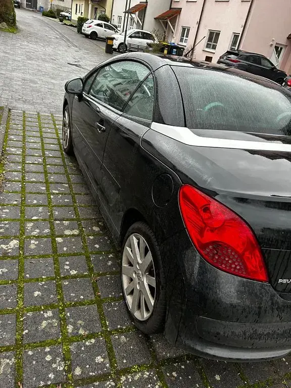 Gebraucht Peugeot 207 CC Sport 120 PS (88 kW) 2008 Schwarz Cabrio