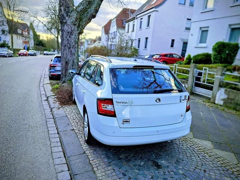 Gebraucht Skoda Fabia Cool Edition 90 PS (66 kW) 2016 Kombi